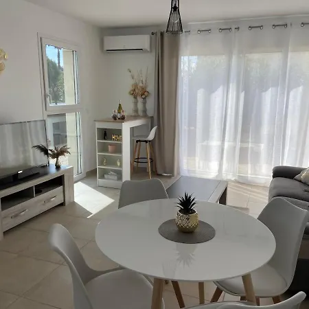 Jasmin Vue Holiday home *
