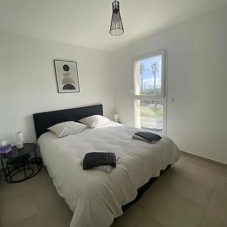 Jasmin Vue Holiday home